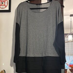 Apt. 9 Gray and Black Long Sleeve Top